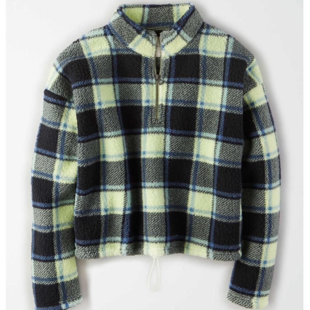 Brand new Sherpa plaid pullover💚💙